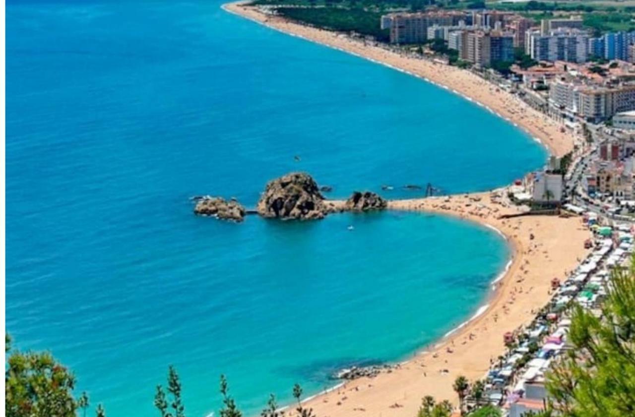 Primera Linea Playa Blanes Luaran gambar